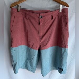 Pelagic Deep Sea Hybrid Performance Board Shorts Men 36 Swim Trunks Stretch NWOT